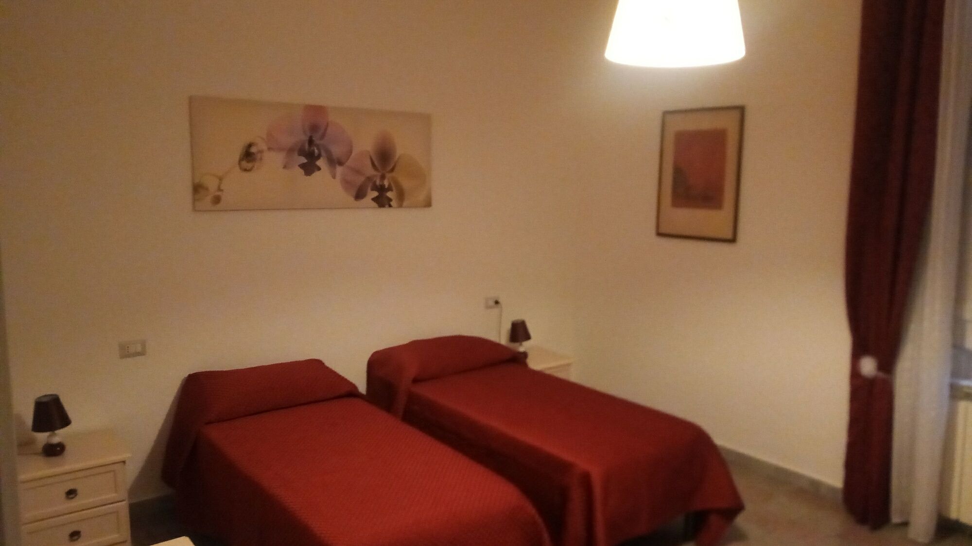 Corsomessina64 Panzió Crotone Kültér fotó